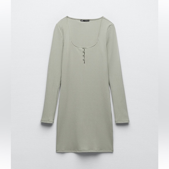 Zara ribbed dress with buttons - Picture 4 of 8